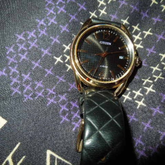 Citizen Eco-Drive Leather Band Watch - Picture 1 of 9